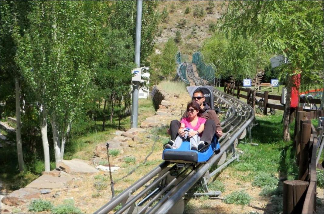 Todosierranevada - Duplex 4 Dormitorios - Vistas Espectaculares A La Montana เซียร์ราเนบาดา ภายนอก รูปภาพ